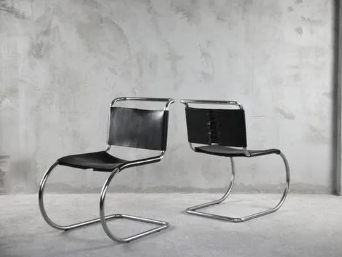 Sophisticated MR Chair: Steel Tube Elegance