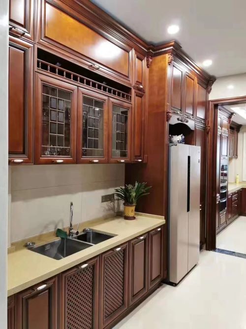 kitchen hutch cabinet