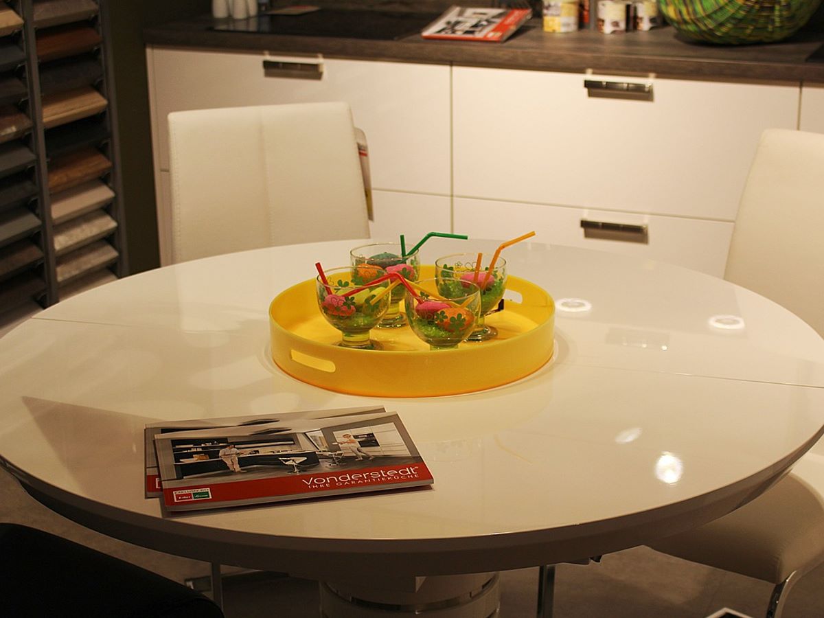 A Boon For Small Homes - A Practical Retractable Dining Table